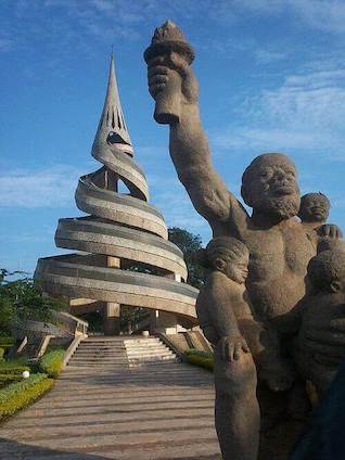 Monument de la réunification de Yaounde Cameroun